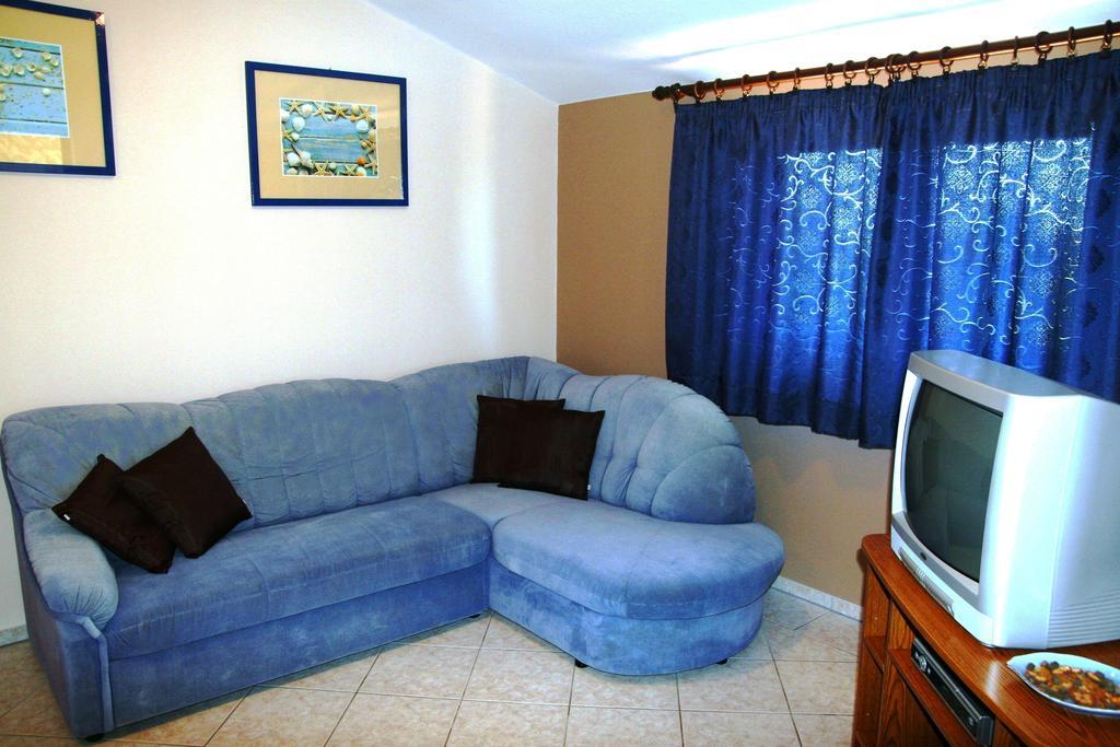 Korsa Apartment Sveti Lovreč Pazenatički 외부 사진