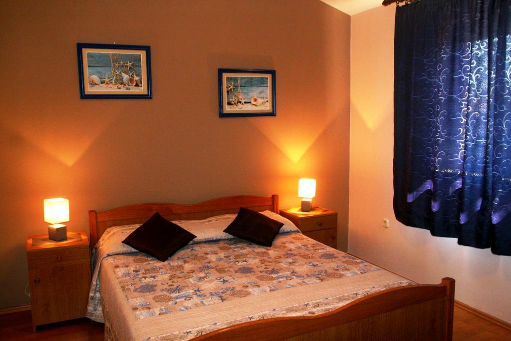 Korsa Apartment Sveti Lovreč Pazenatički 외부 사진